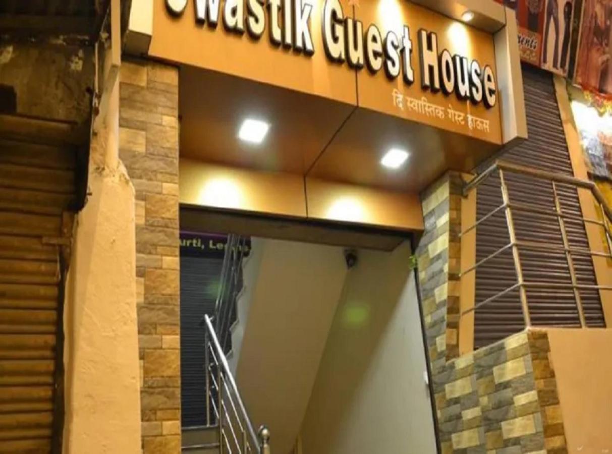 Swastik Guest House فاراناسي المظهر الخارجي الصورة
